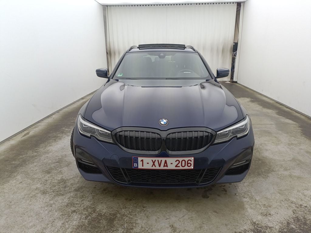 BMW 3 Reeks Touring 320d xDrive (120 kW) 5d photo