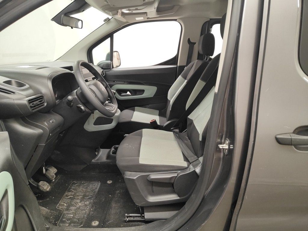 Citroën Berlingo Multispace 1.2 PureTech 110 MAN6 S&S Live M 5d photo