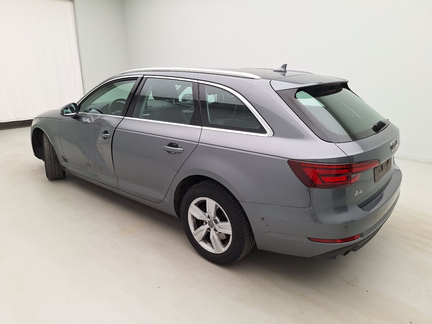 Audi, A4 Avant '15, Audi A4 Avant 2.0 TDi 90kW 5d photo