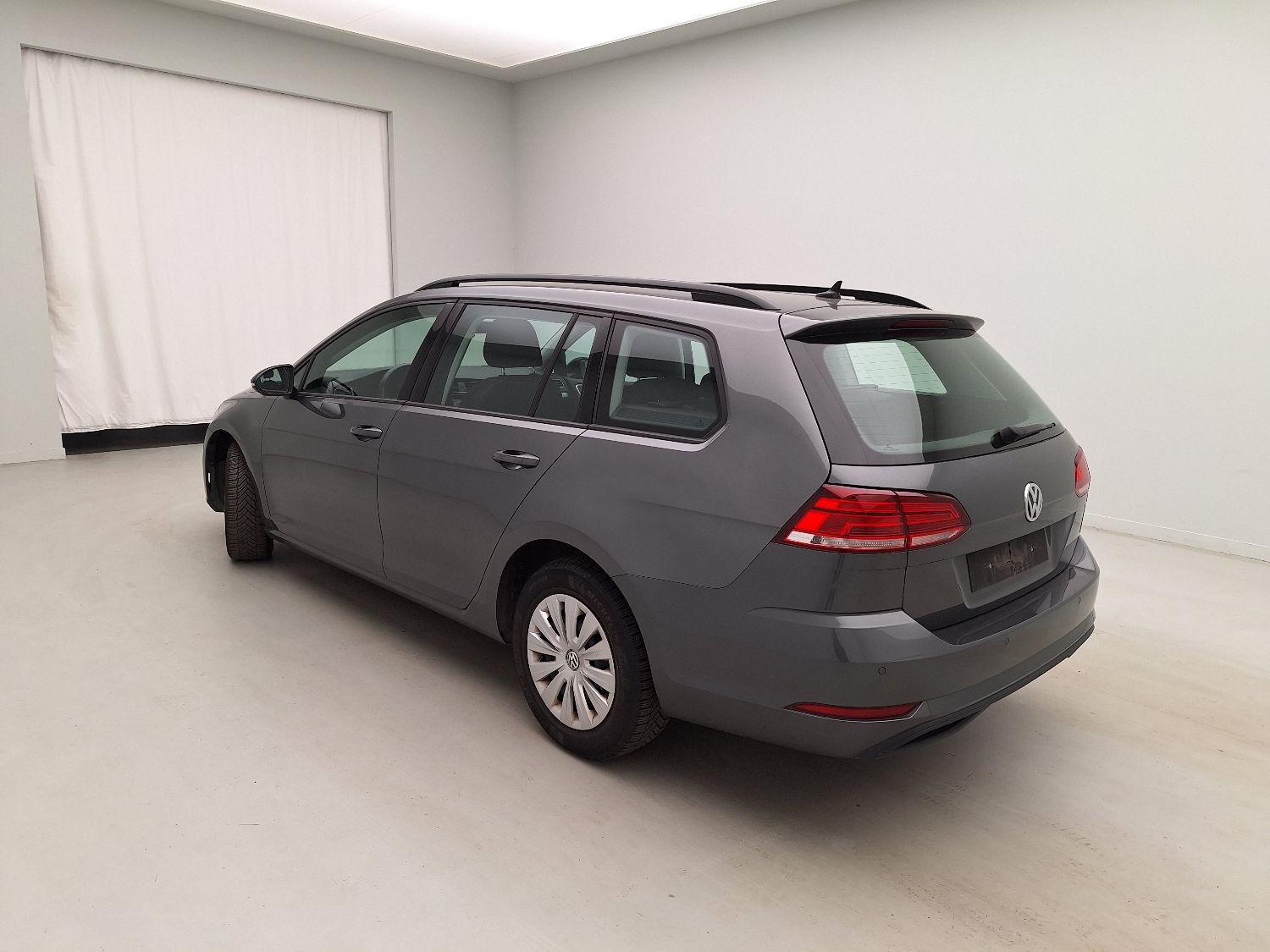 VW, Golf VII Var.FL'16, Volkswagen Golf Variant 1.6 TDi Trendline 5d photo