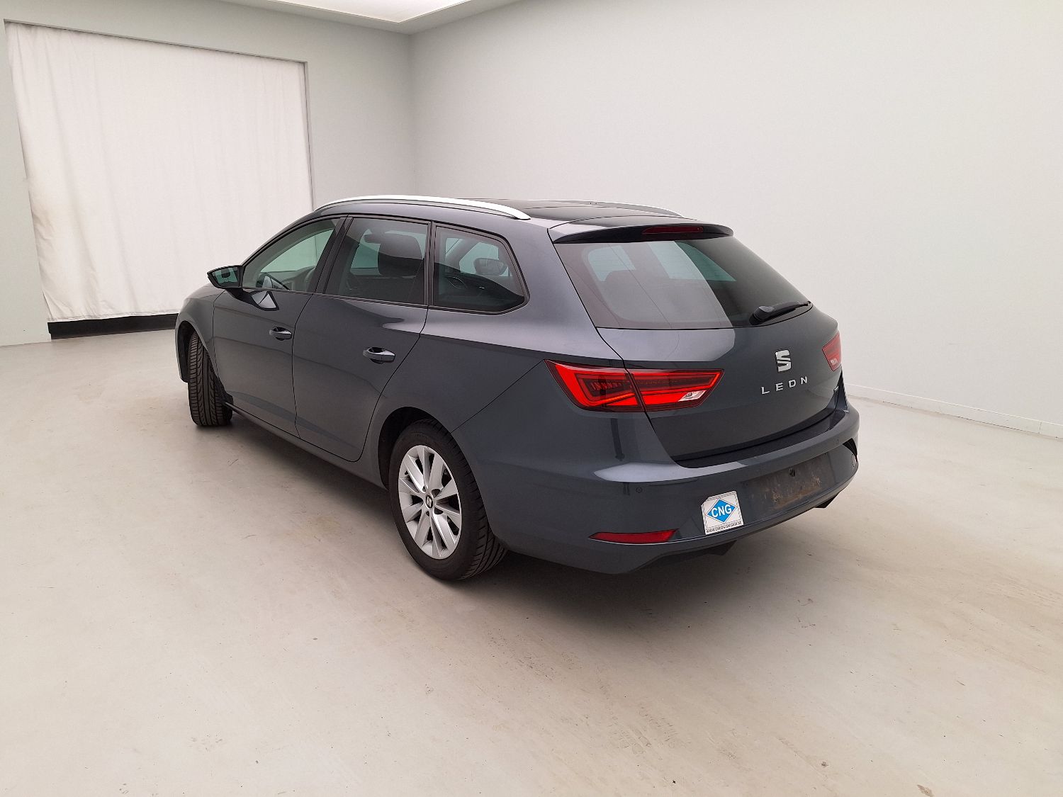 Seat, Leon ST FL'16, SEAT Leon ST 1.5 TGI 130 Move DSG 5d photo