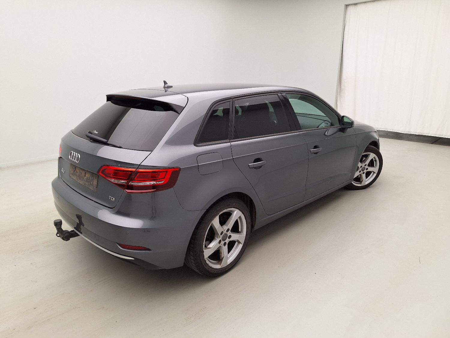 Audi, A3 Sportback FL'16, Audi A3 Sportback 1.6 TDi 85kW S tronic Sport 5d photo