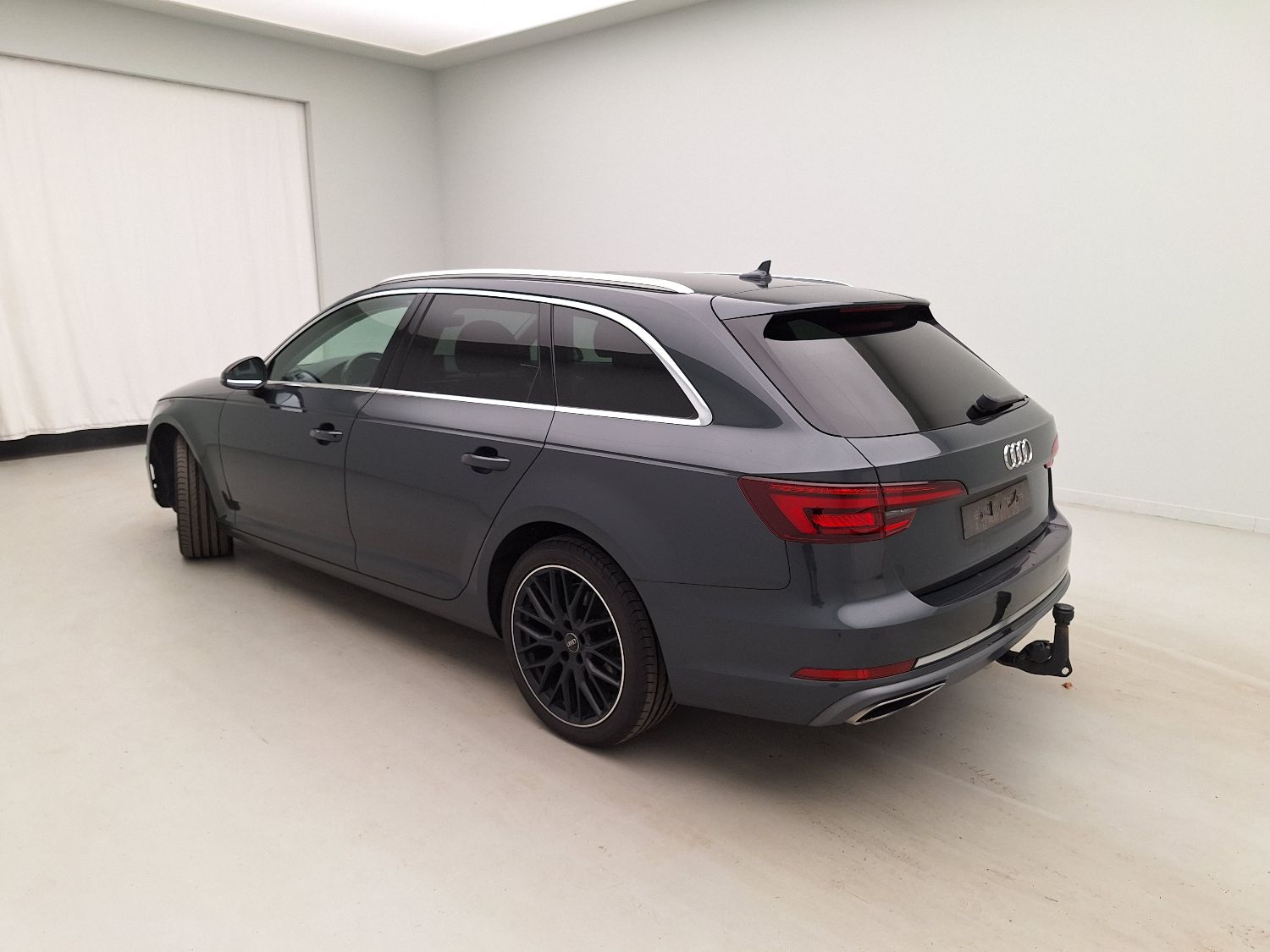 Audi, A4 Avant '15, Audi A4 Avant 2.0 TDi Ultra 110kW S tr Sport Buss photo