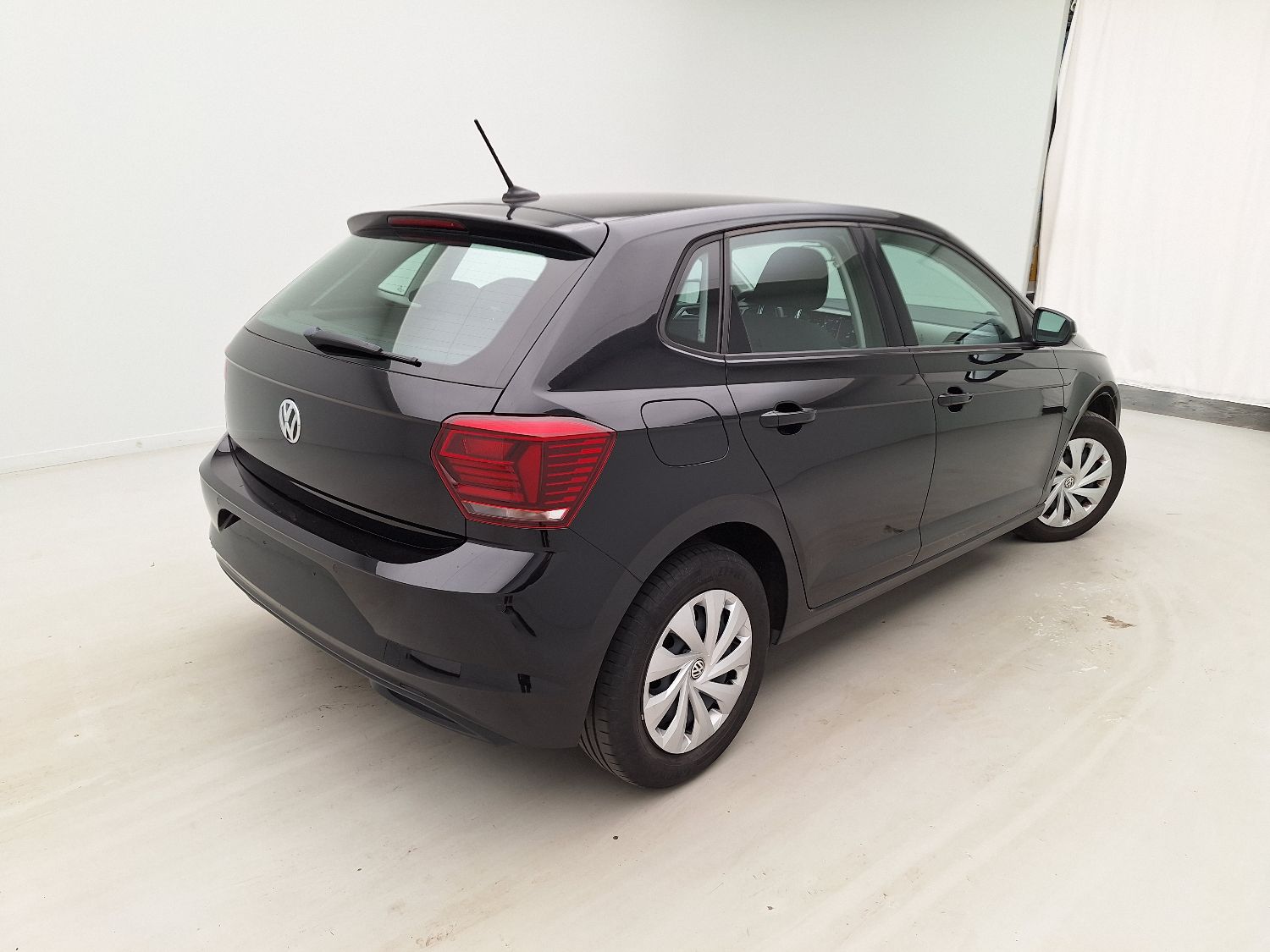 VW, Polo '17, Volkswagen Polo 1.6 TDI 70kW Comfortline 5d photo