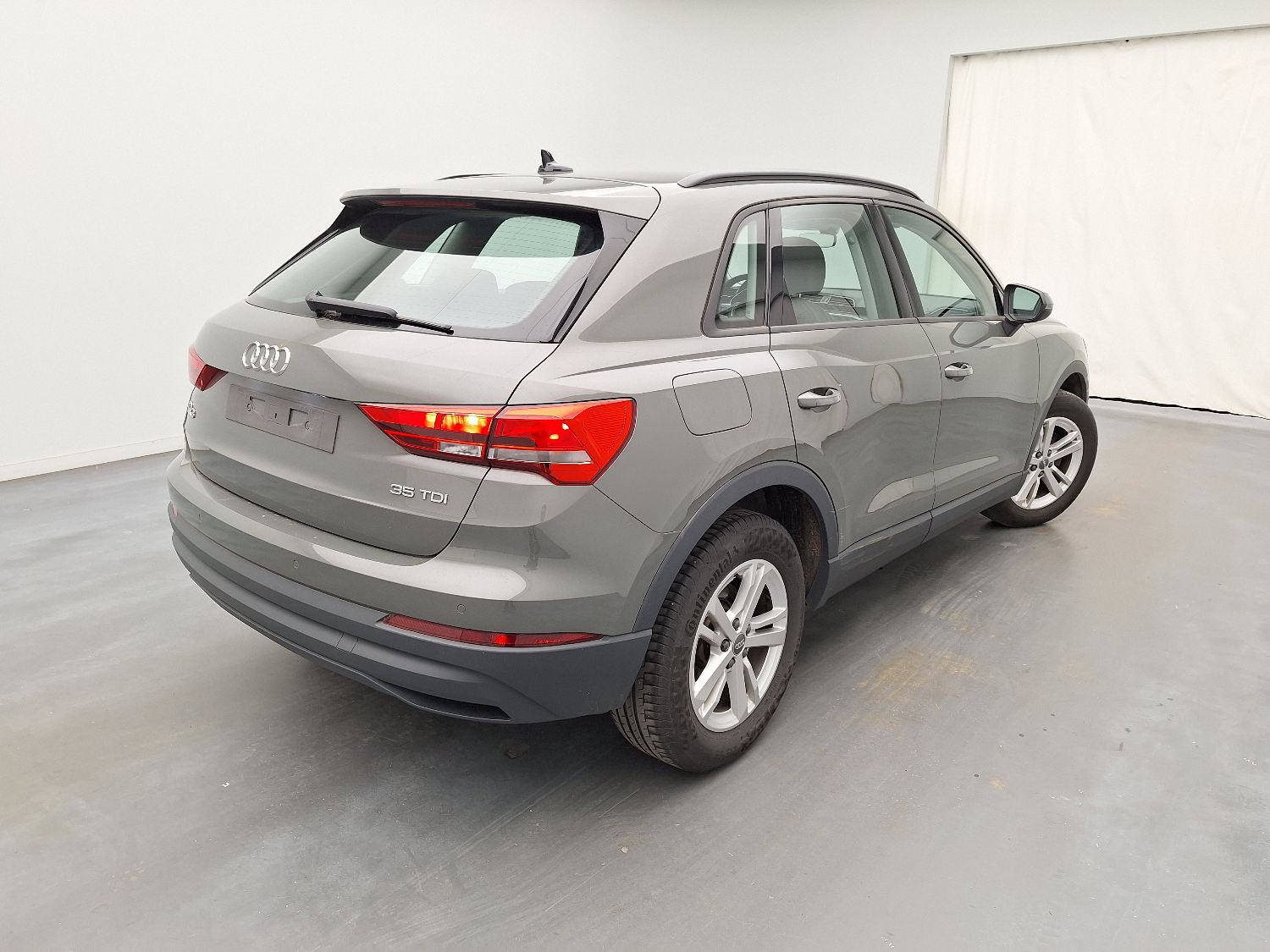 Audi, Q3 '18, Audi Q3 35 TDI S Tronic Business Edition 5d photo