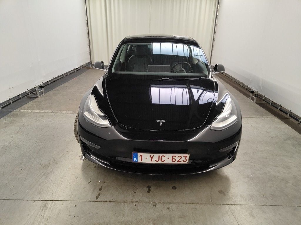 Tesla Model 3 Long-Range Dual Motor AWD 4d photo