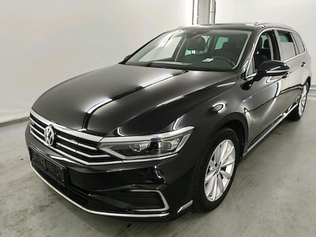 VOLKSWAGEN PASSAT VARIANT GTE - 2020 1.4 TSI PHEV GTE Business DSG climatiseur et energie II arriere