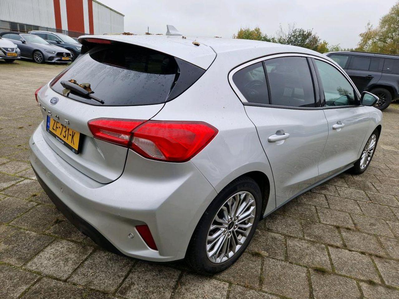 FORD FOCUS 1.0 EcoBoost Titanium Business photo