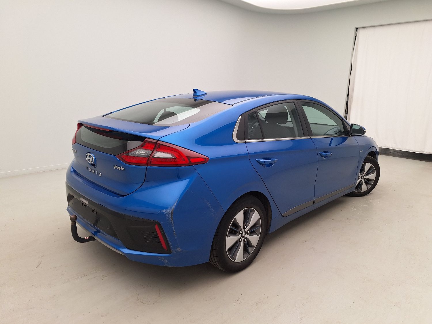 Hyundai, Ioniq '16, Hyundai Ioniq 1.6 Plug-in Hybride Premium 5d photo