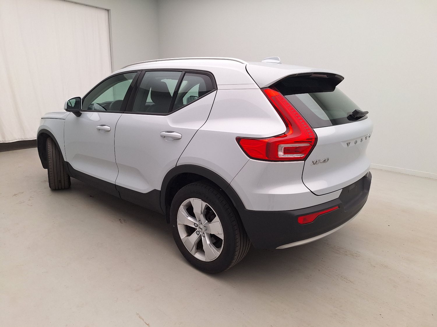 Volvo, XC40 '17, Volvo XC40 D3 Momentum Pro 5d photo