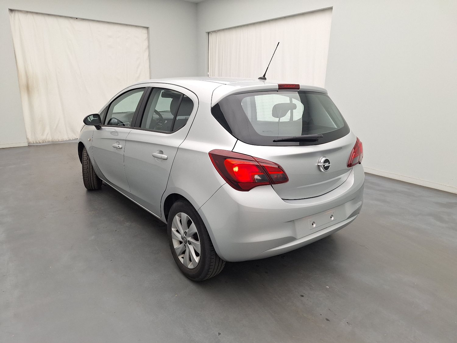 Opel, Corsa 3/5drs '14, Opel Corsa 1.4 66kW Enjoy 5d photo