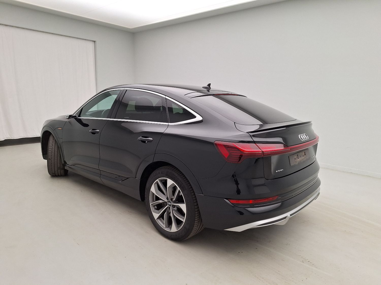 Audi, E-tron SB '19 BEV, Audi E-Tron Sportback 50 Quattro S-Line 5d photo