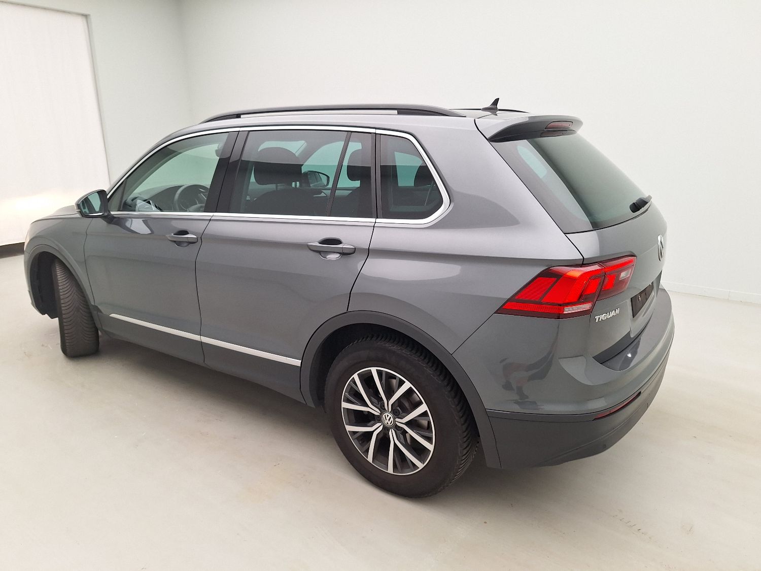 VW, Tiguan '16, Volkswagen Tiguan 1.5 TSI ACT OPF 110kW Comfortlin photo