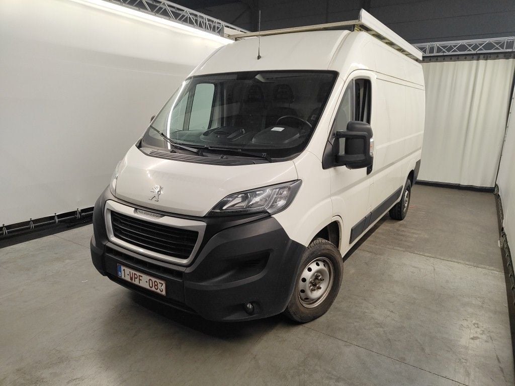 Peugeot Boxer 2.0 BlueHDi SS 130 Premium Pack 335 L2H2 4d