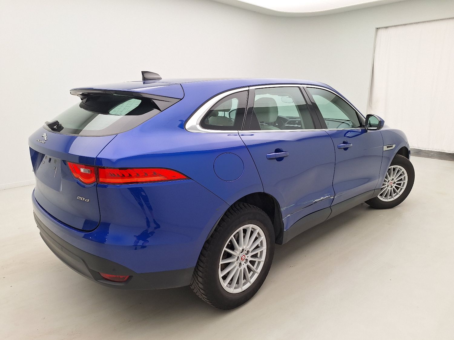 Jaguar, F-Pace, Jaguar F-Pace 2.0D 132kW Aut. Prestige 5d photo