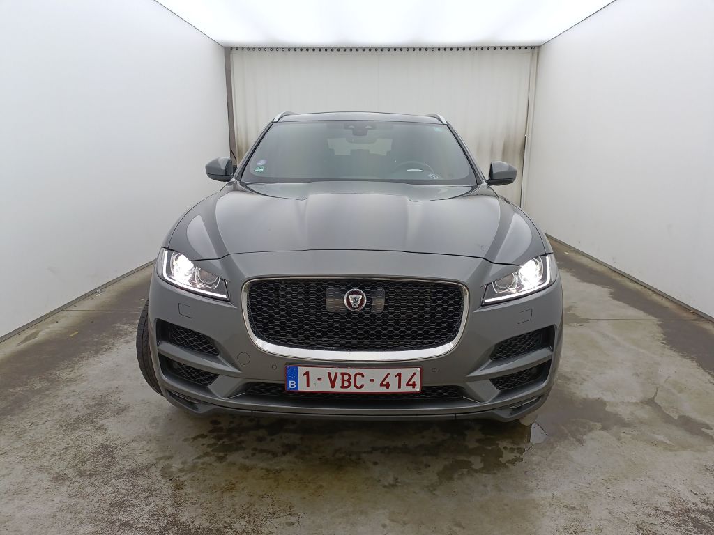 Jaguar F-Pace 2.0 184kW 4x4 Aut. Prestige 5d photo