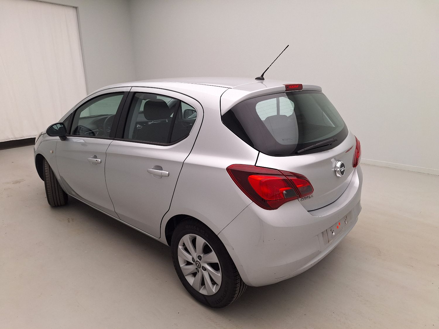 Opel, Corsa 3/5drs '14, Opel Corsa 1.4 66kW Enjoy 5d photo