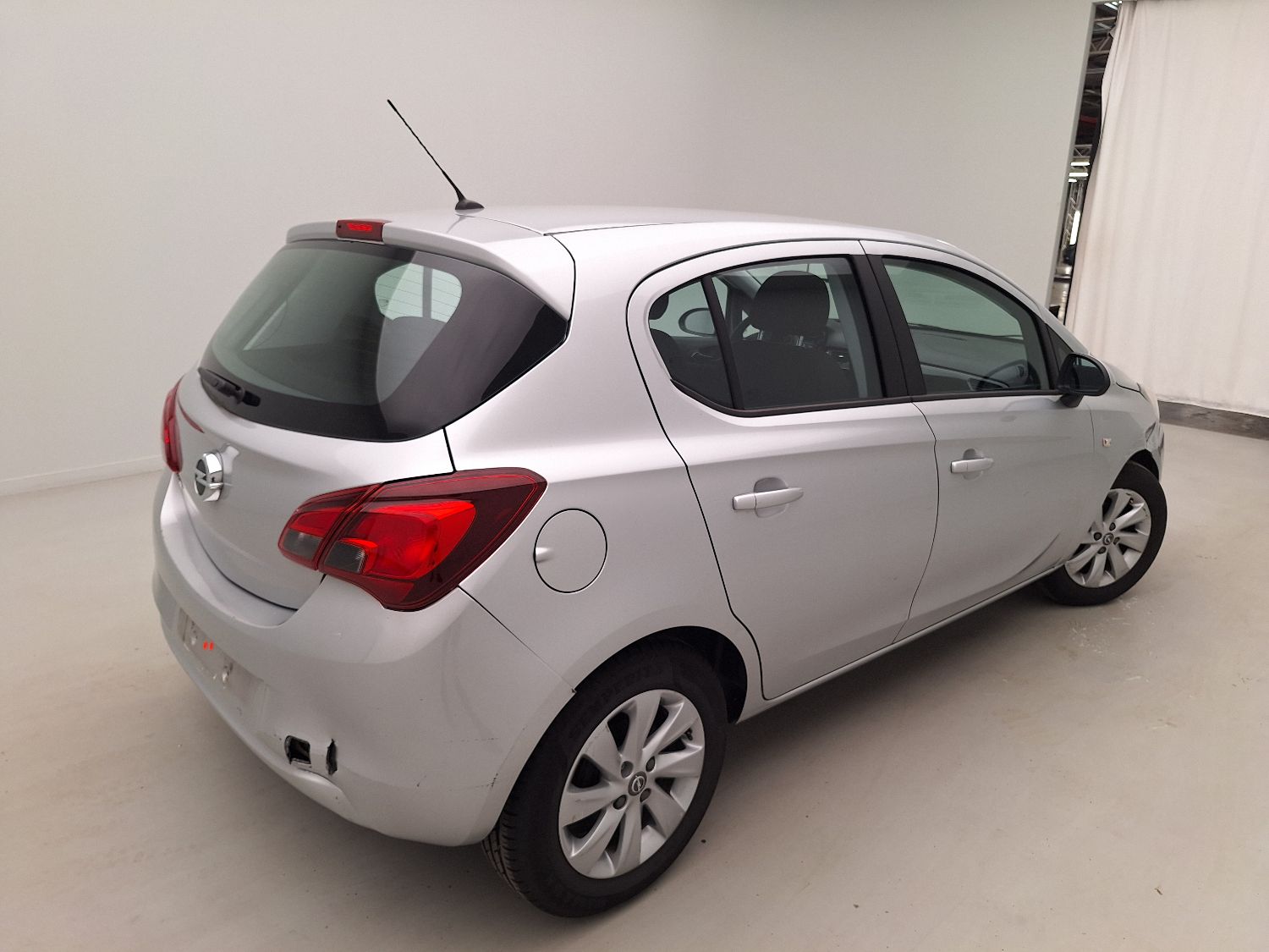 Opel, Corsa 3/5drs '14, Opel Corsa 1.4 66kW Enjoy 5d photo