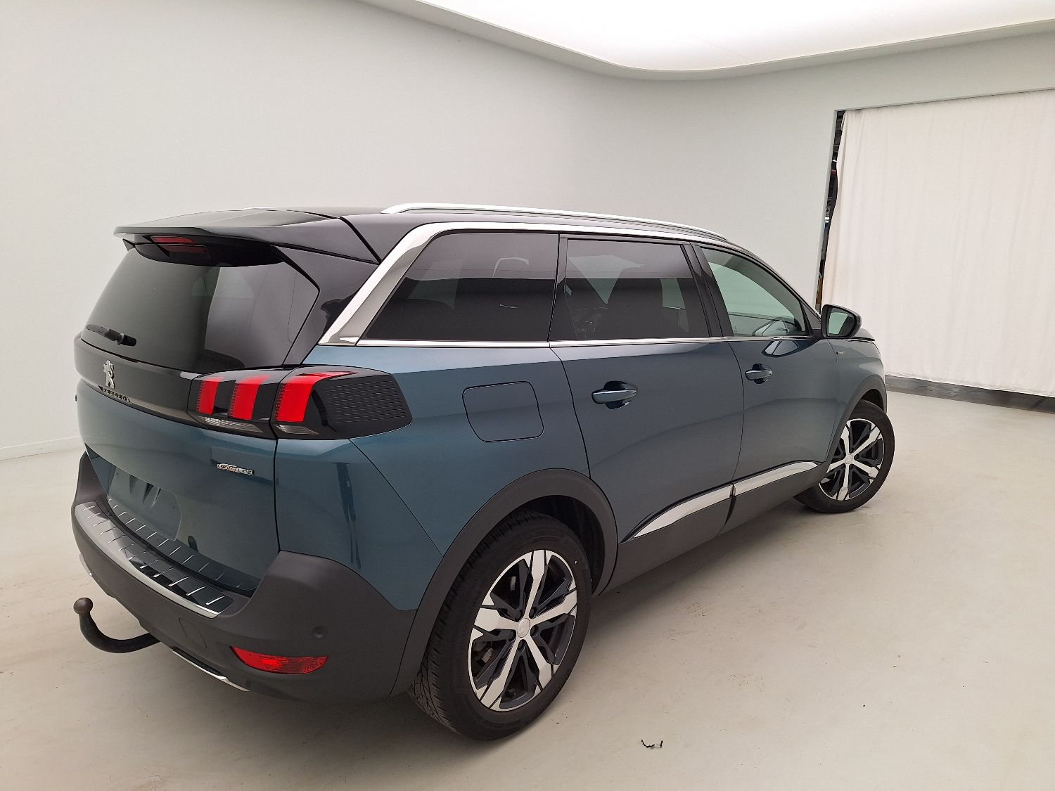 Peugeot, 5008 '16, Peugeot 5008 1.5 BlueHDi 96kW S&S EAT8 GT Line 5d 7pl photo