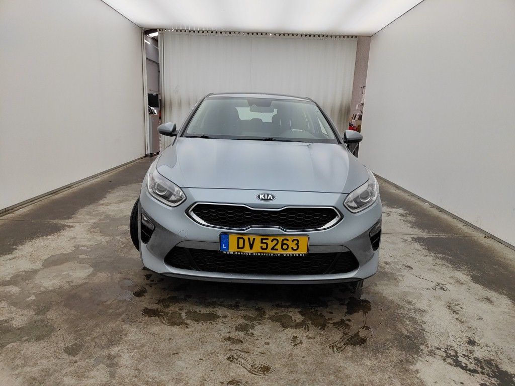 KIA CEED DIESEL - 2018 1.6 CRDi 136 MHEV Navi Edition 5d photo