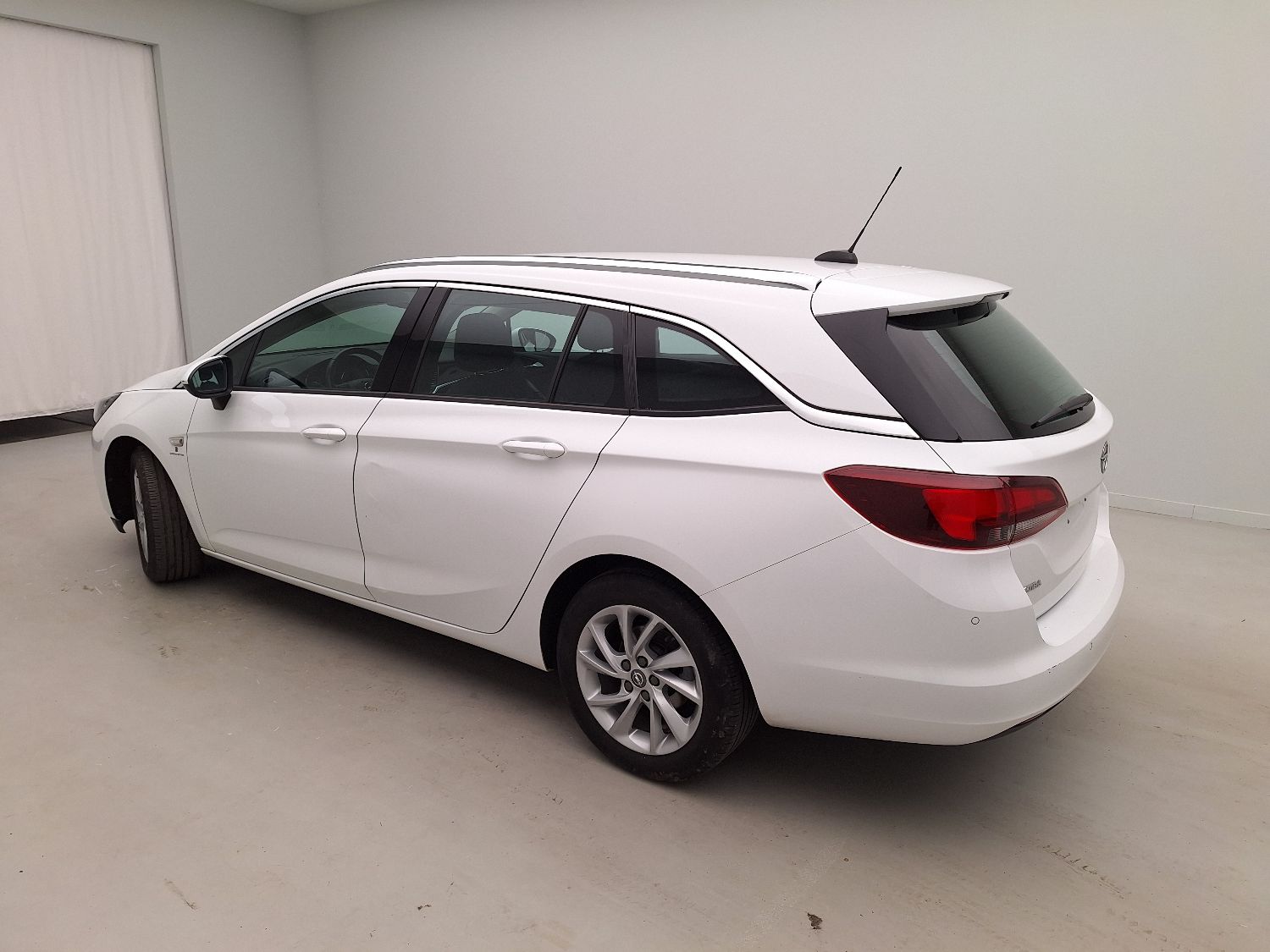 Opel, Astra ST FL'19, Opel Astra Sports Tourer 1.2 Turbo 81kW S/S Elegan photo