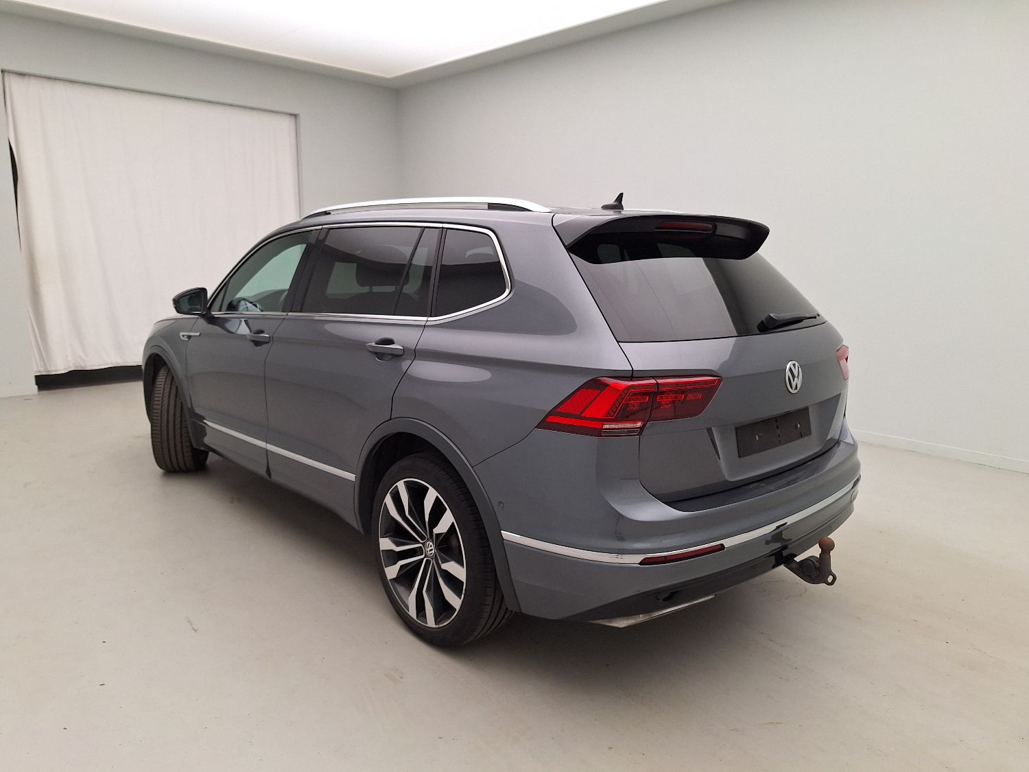 VW, Tiguan Allspace '17, Volkswagen Tiguan Allspace 2.0 TDI SCR DSG7 Platin 7pl photo