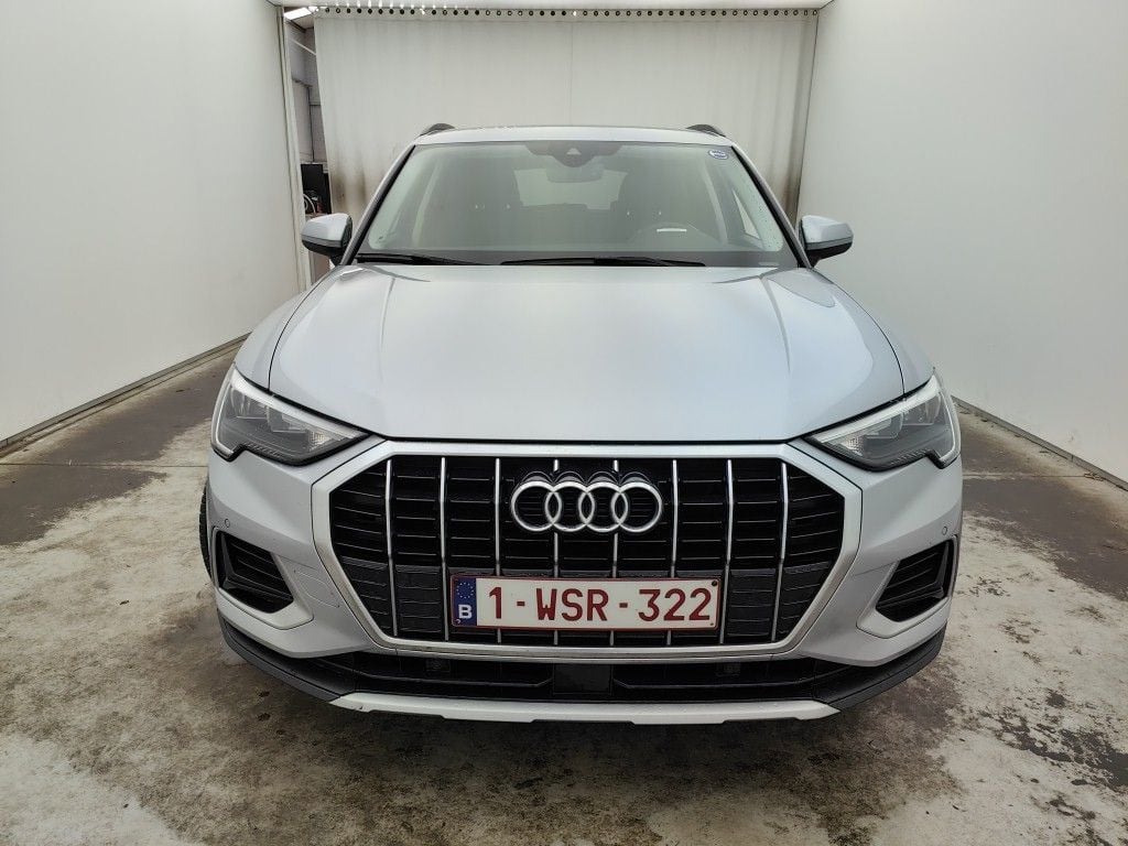 Audi Q3 35 TDI S tronic Advanced 5d photo