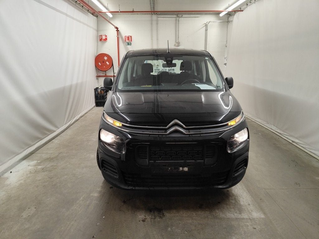 Citroën Berlingo Multispace 1.2 PureTech 110 MAN6 S&S Live M 5d photo