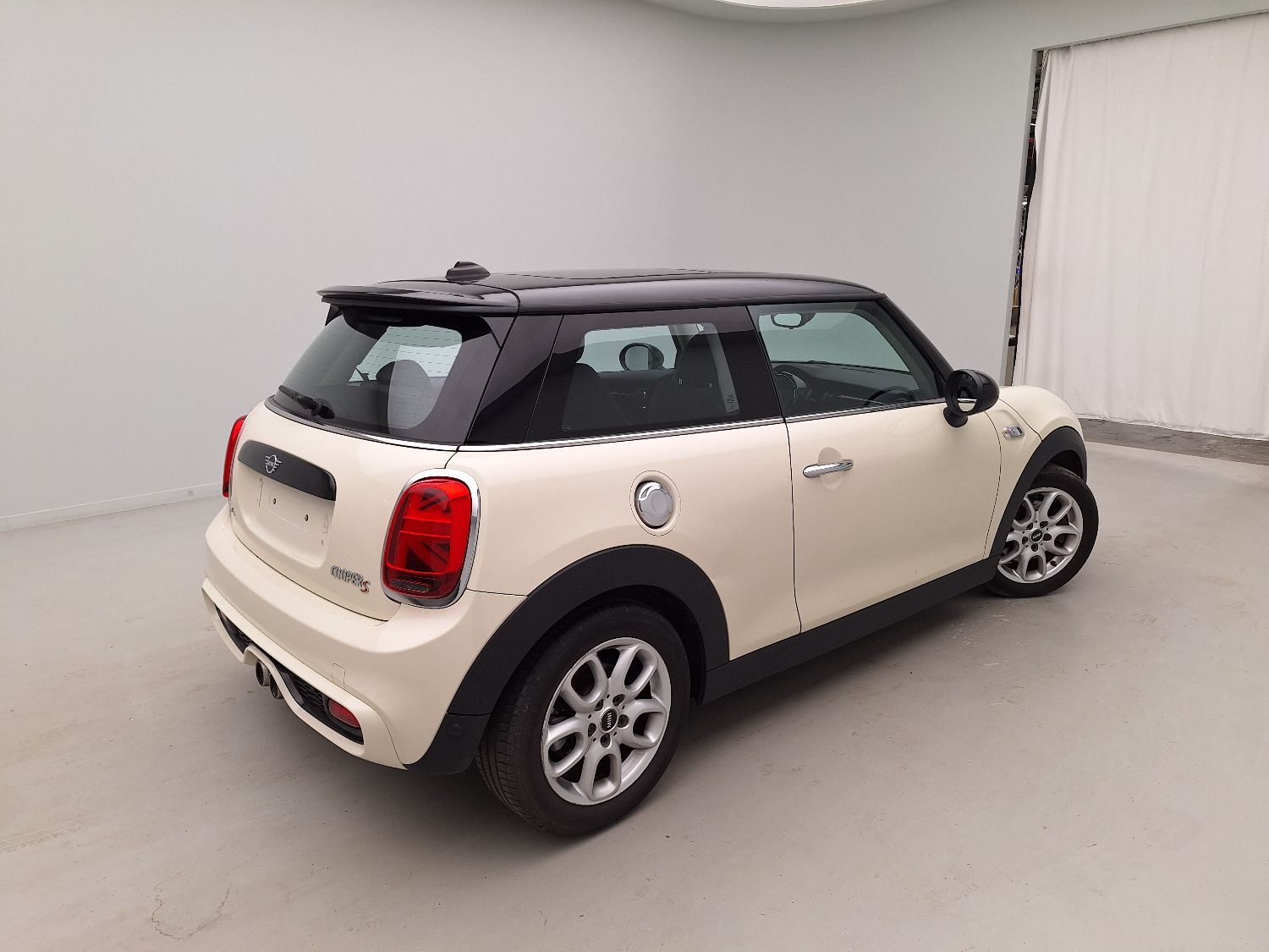 MINI, Mini 3d '14, Mini Cooper S (120 kW) Aut. 3d photo