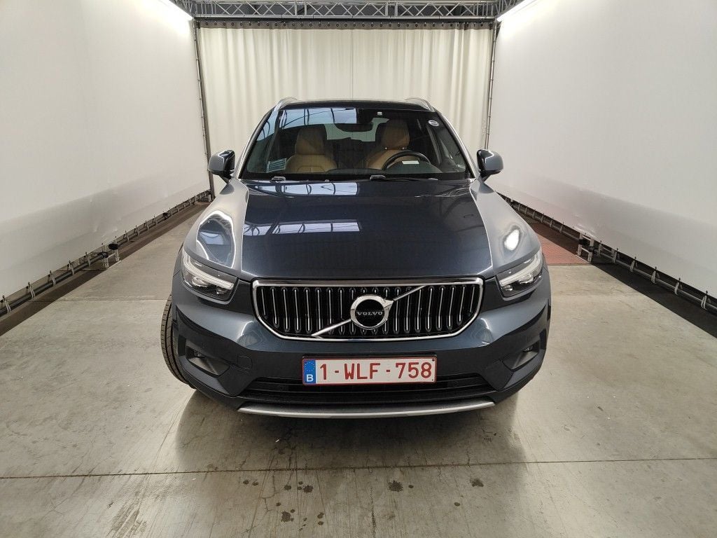 Volvo XC40 T3 Inscription 5d photo