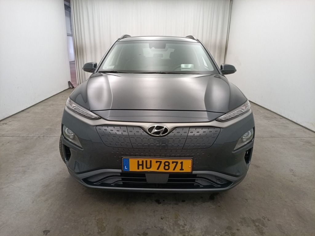 HYUNDAI KONA EV - 2021 64 kWh Sky 5d photo