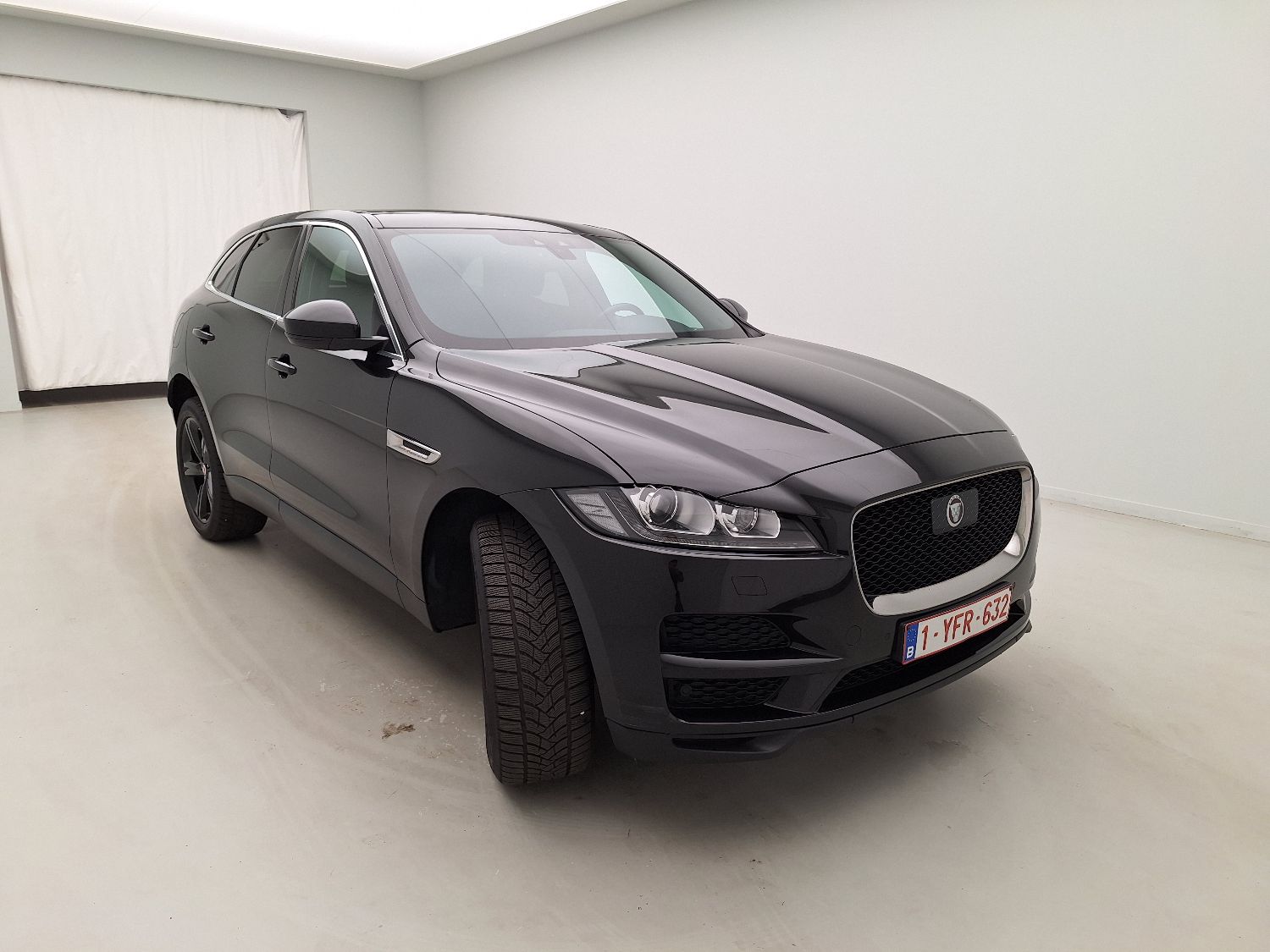 Jaguar, F-Pace, Jaguar F-Pace 2.0D 132kW 4x4 Aut. Prestige 5d photo