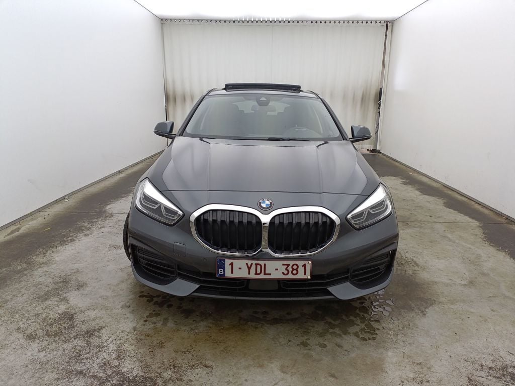 BMW 1 Reeks Hatch 116dA (85 kW) 5d photo