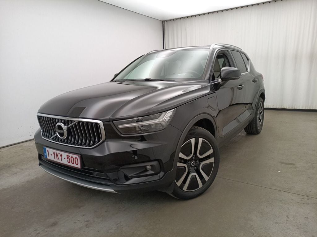 Volvo XC40 T5 Twin Engine Momentum Pro 5d