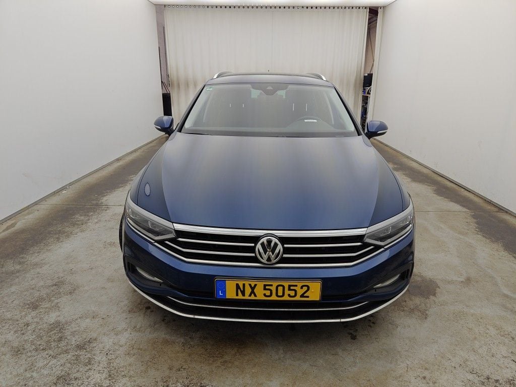 VOLKSWAGEN PASSAT VARIANT PA - 2019 2.0 TDi 150 Elegance DSG7 (EU6 d) 5d photo