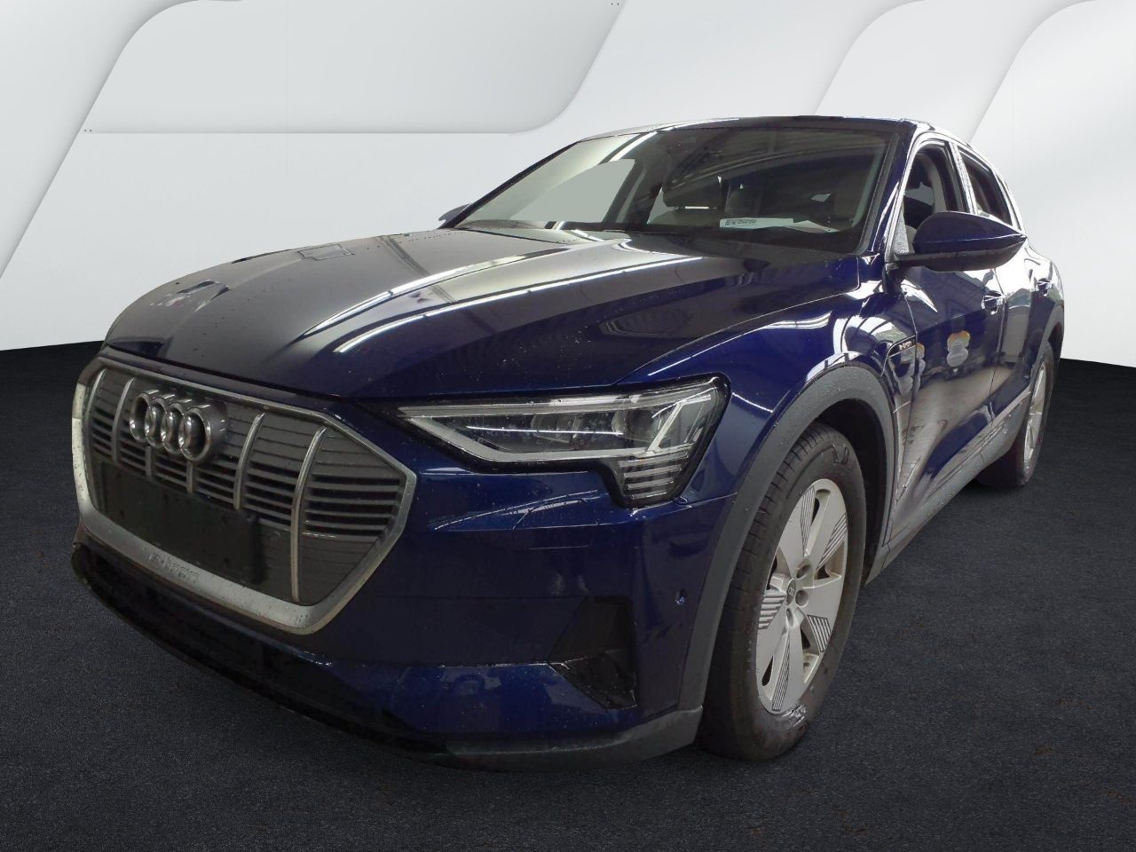 Audi 55 quattro basis E-tron