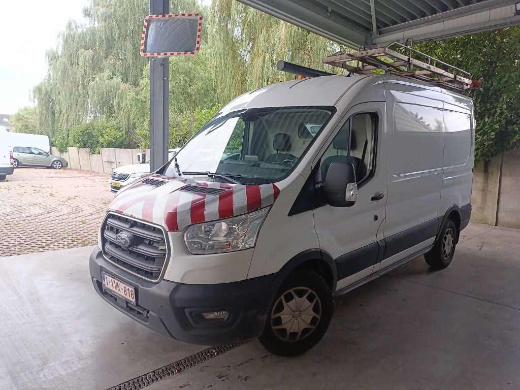 Ford Transit 350M 2.0TD 130pk 96kW A6 Trend 4d