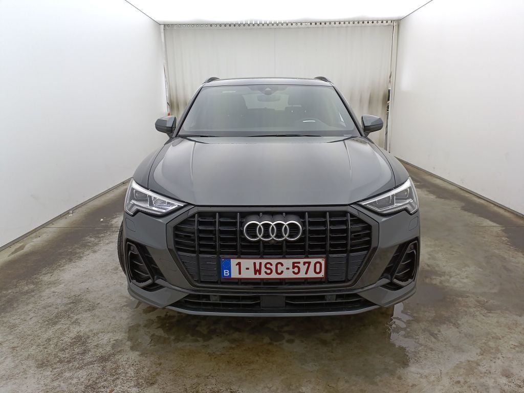 Audi Q3 35 TFSI S tronic S line 5d photo