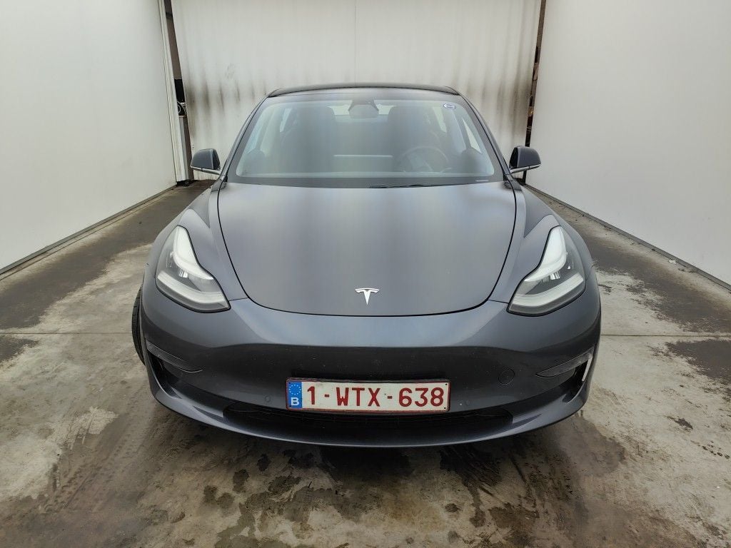 Tesla Model 3 Long-Range Dual Motor AWD 4d photo