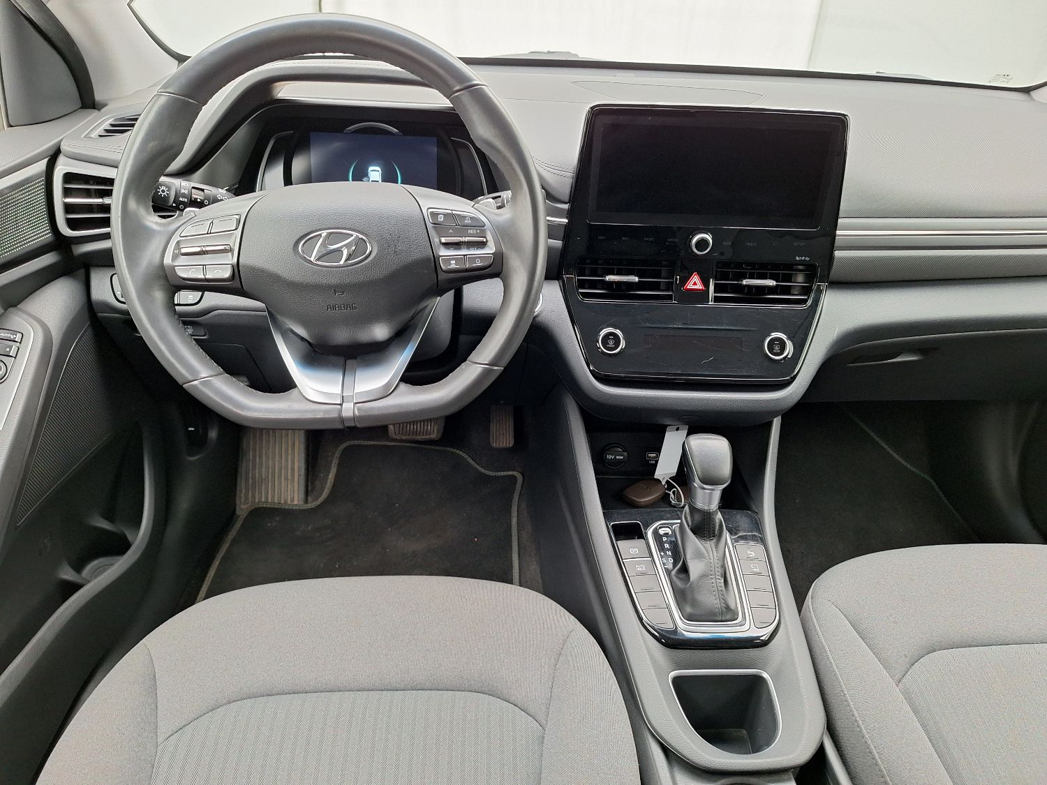 Hyundai, Ioniq FL'19, Hyundai Ioniq 1.6 GDi ISG DCT Hybride Feel 5d photo