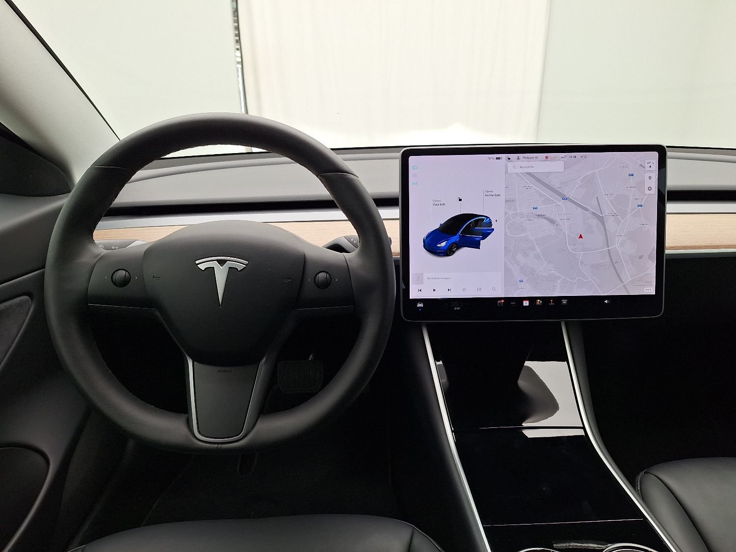 Tesla, Model 3 '18 BEV, Tesla Model 3 Long-Range Dual Motor AWD 4d photo