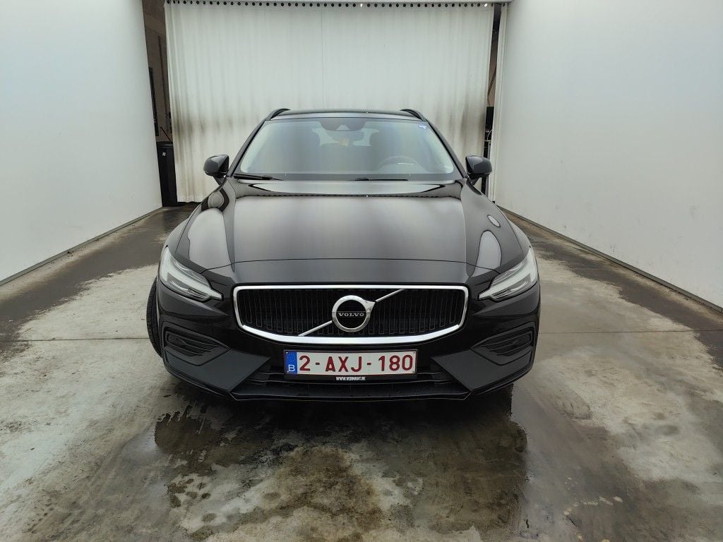 Volvo V60 B4 D Momentum Pro Aut. 5d photo