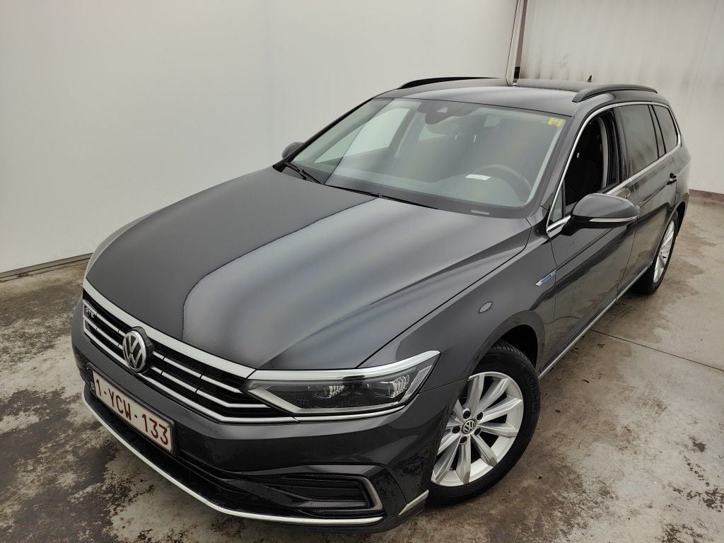 Volkswagen Passat Variant 1.4 TSI DSG6 GTE Business 5d