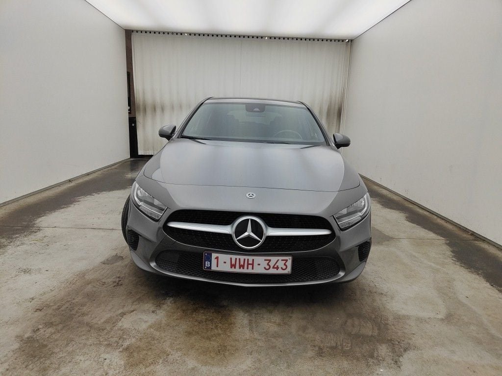 Mercedes-Benz A-Klasse A 180 Business Solution 5d photo