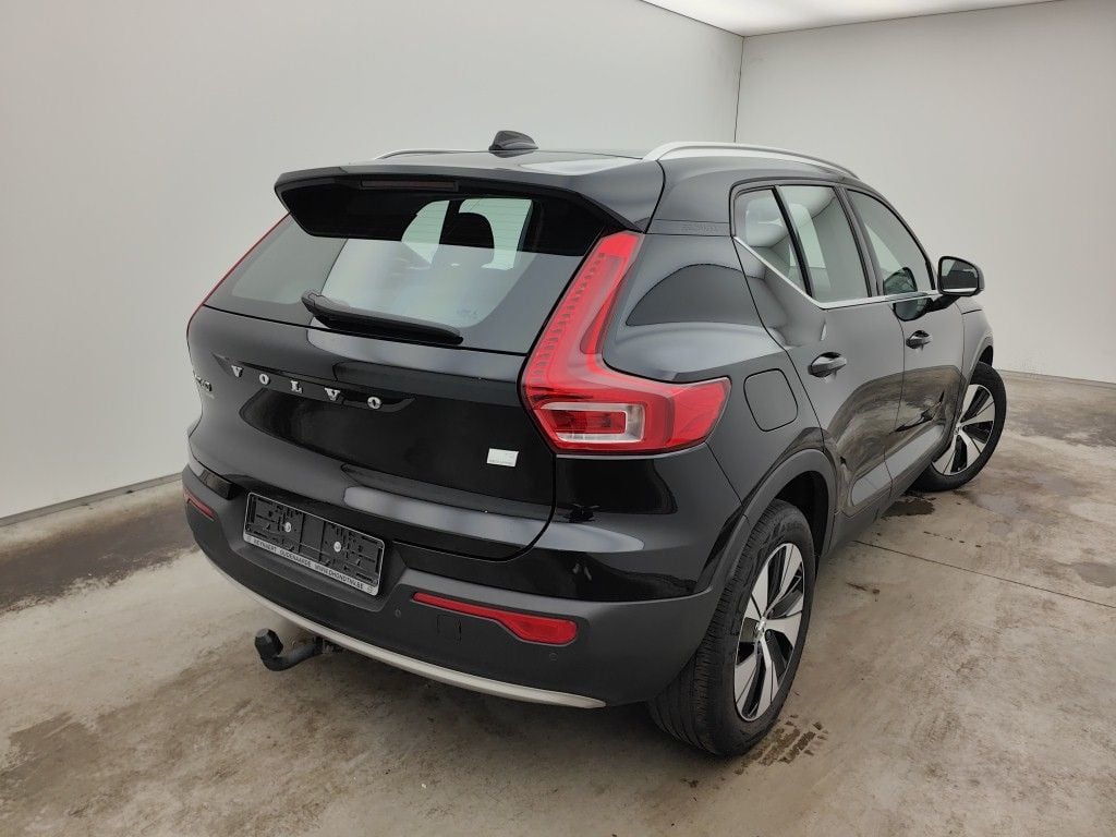 Volvo XC40 T5 Twin Engine Momentum Pro 5d photo