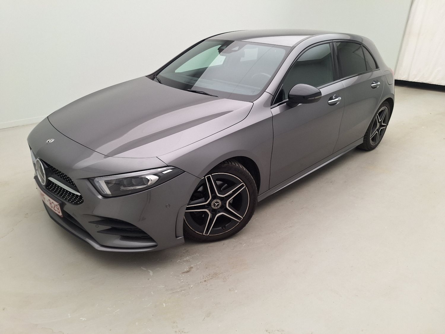 Mercedes, A-Class '18, Mercedes-Benz A-Klasse A 180 d DCT Launch Edition