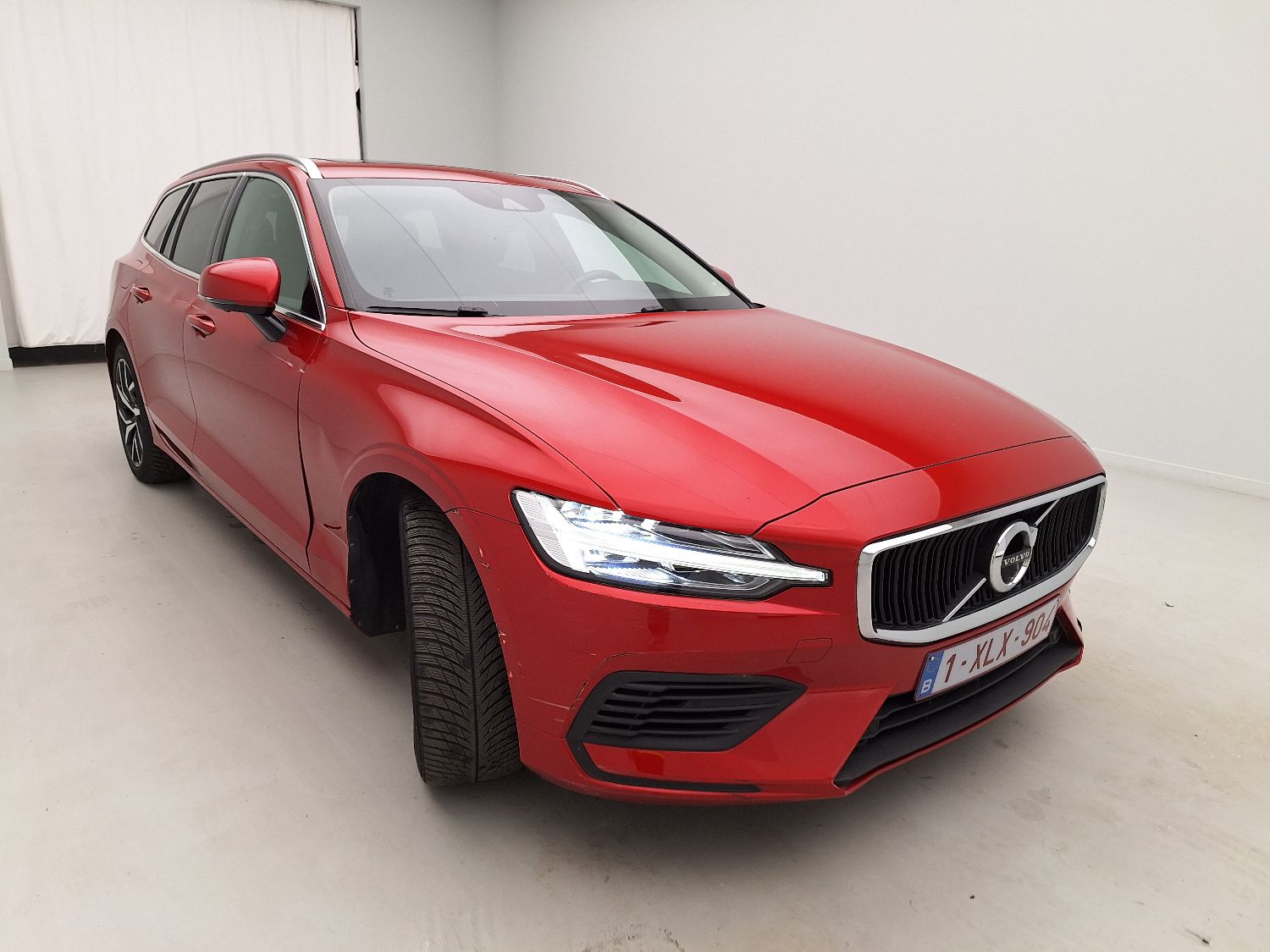 Volvo, V60 '18, Volvo V60 T6 PHEV 4x4 Geartronic Momentum Pro 5d photo