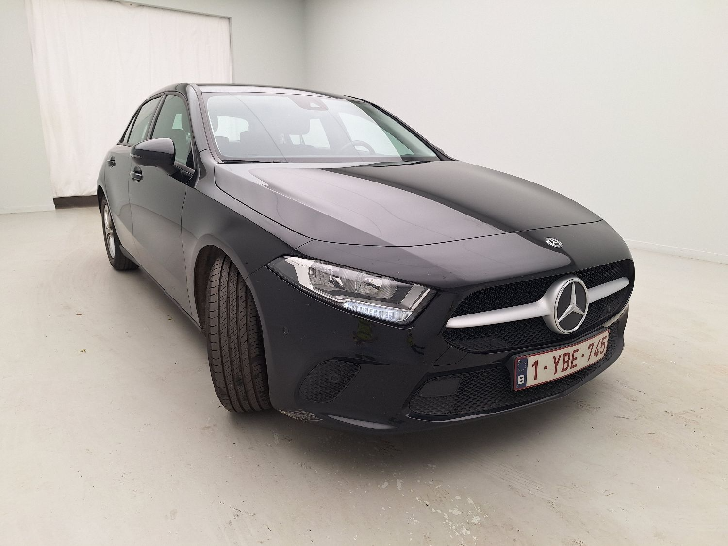 Mercedes, A-Class '18, Mercedes-Benz A-Klasse A 180 d Business Solution A photo