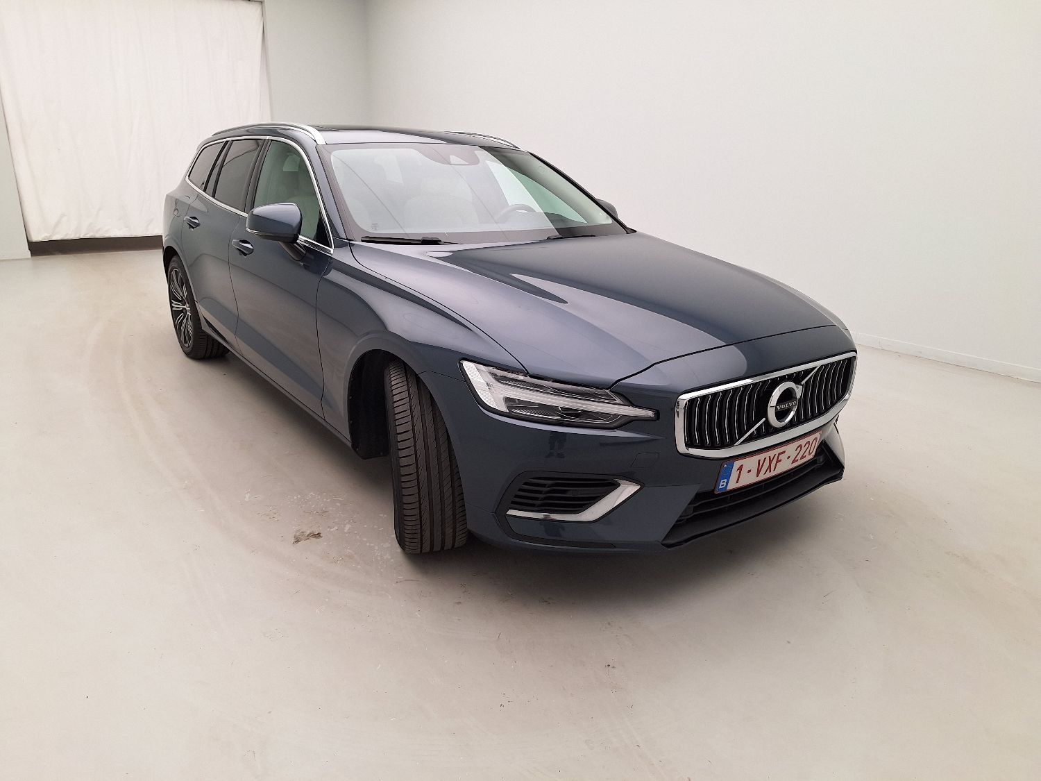 Volvo, V60 '18, Volvo V60 T8 PHEV 4x4 Geartronic Inscription 5d photo