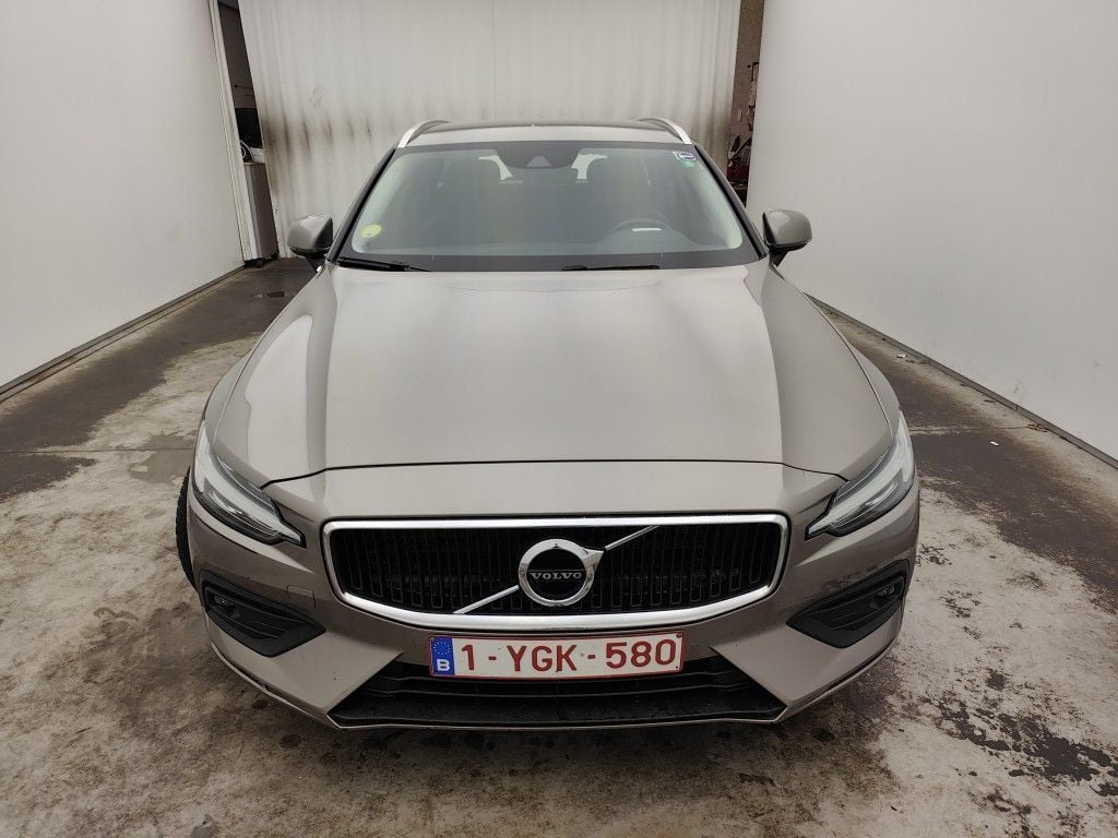 Volvo V60 D3 Momentum Pro 5d photo